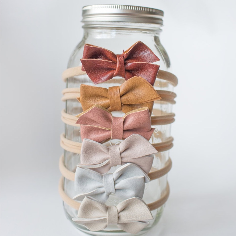 Leather bow and nylon headband | meerkat